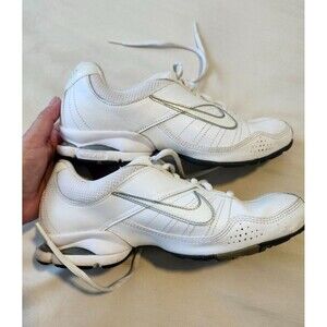Nike Air Exceed Training Shoes White Silver 366650-111 Lace up size 8 2014